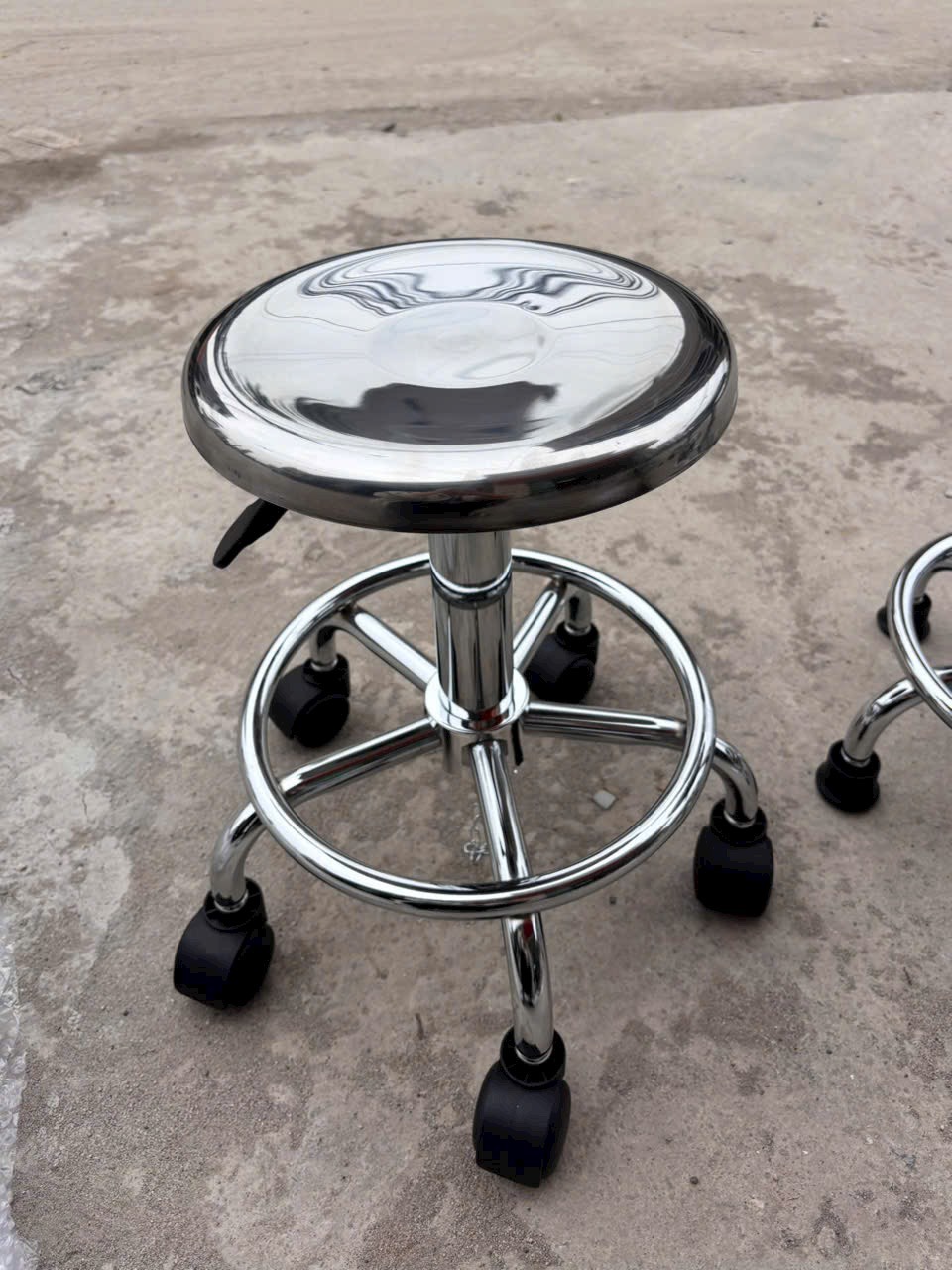 Ghế chống tĩnh điện mặt inox giá tốt